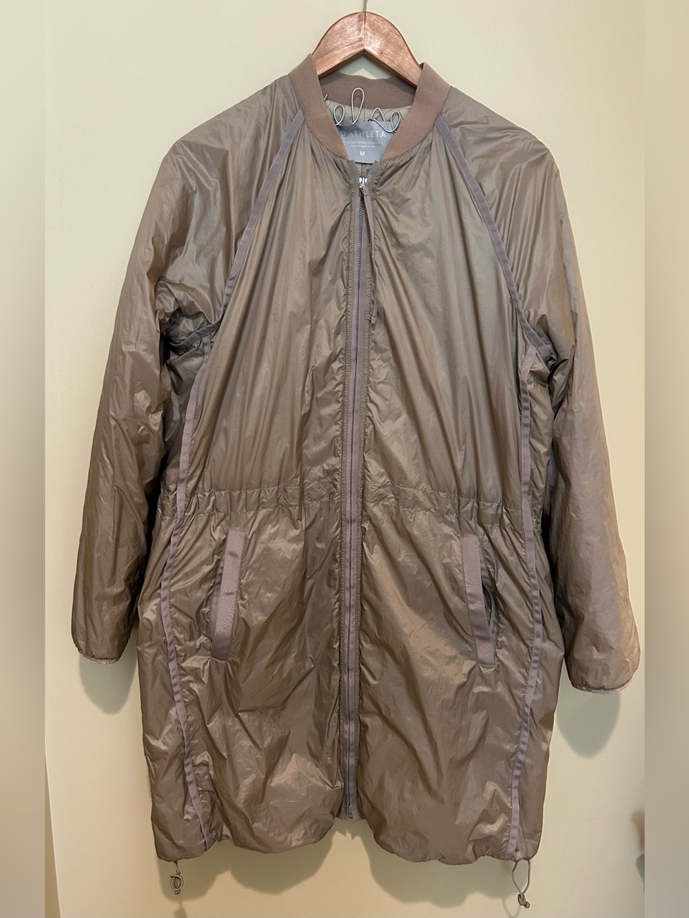 Athleta Summit Insulated Lightweight Parka in Metallic Taupe PrimaLoft Size M